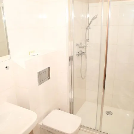 Gaja 2* Варшава