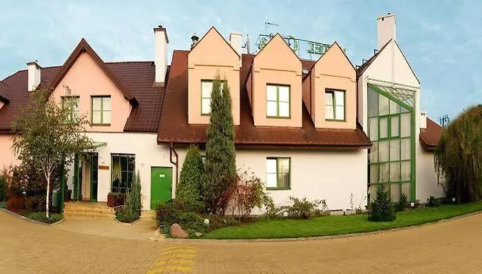 Gaja 2* Βαρσοβία