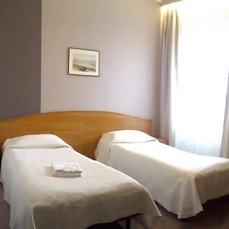 Gaja Hotel 2*